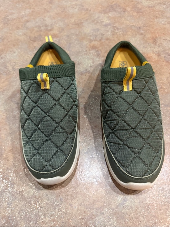 Spenco Shoes - Women’s Spenco Clara Quilted Slide. Size 10D
